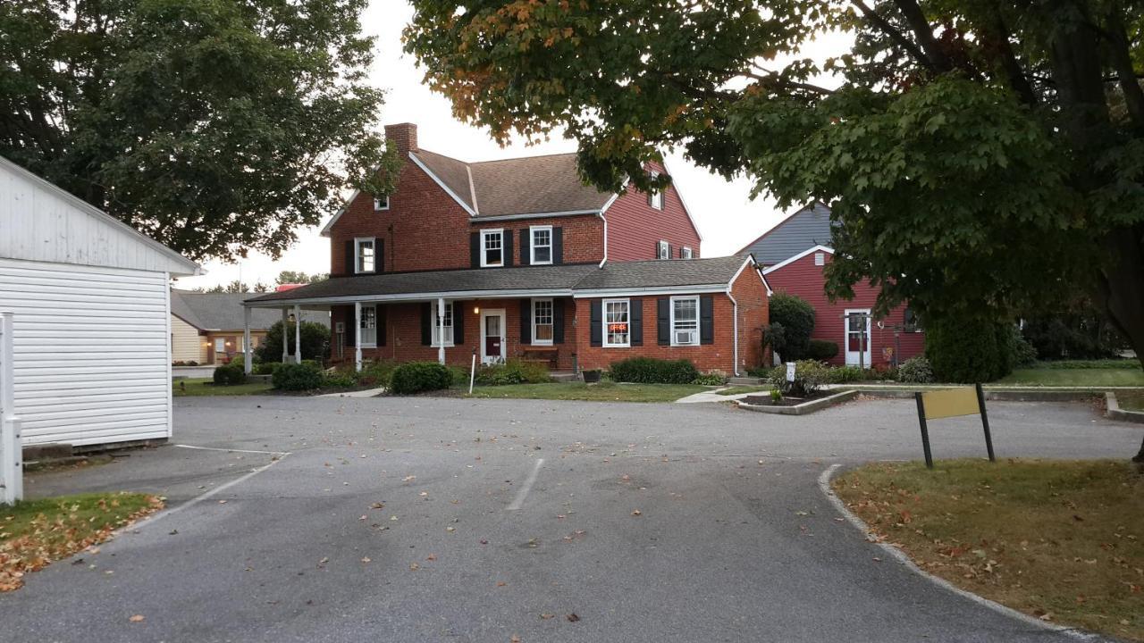 Spruce Lane Lodge And Cottages Smoketown  Buitenkant foto