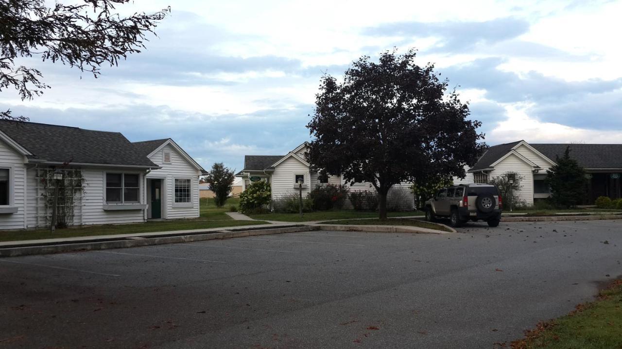 Spruce Lane Lodge And Cottages Smoketown  Buitenkant foto